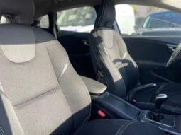 
										VOLVO V40 2.0 D2 R-DESIGN 120CV full									