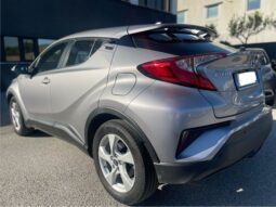 
										TOYOTA CH-R 1.8 ACTIVE E-CVT 97CV full									