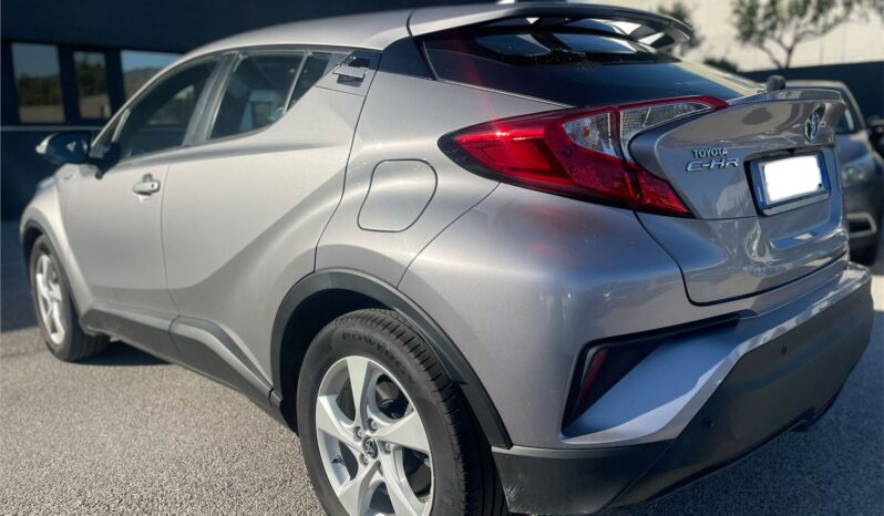 
								TOYOTA CH-R 1.8 ACTIVE E-CVT 97CV full									