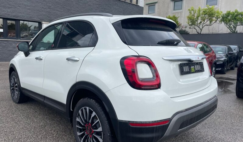 
								FIAT 500X 1.5 HYBRID DCT RED 130CV full									