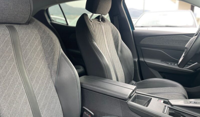 
								PEUGEOT 408 1.6 HYBRID ALLURE PACK 150CV full									
