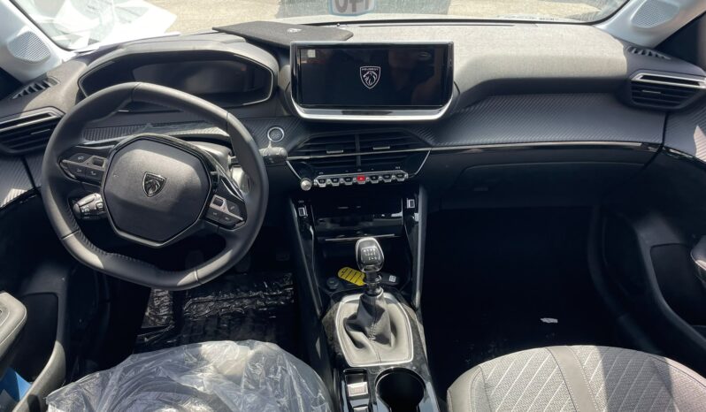
								PEUGEOT 208 1.2 PURETECH ALLURE 100CV full									