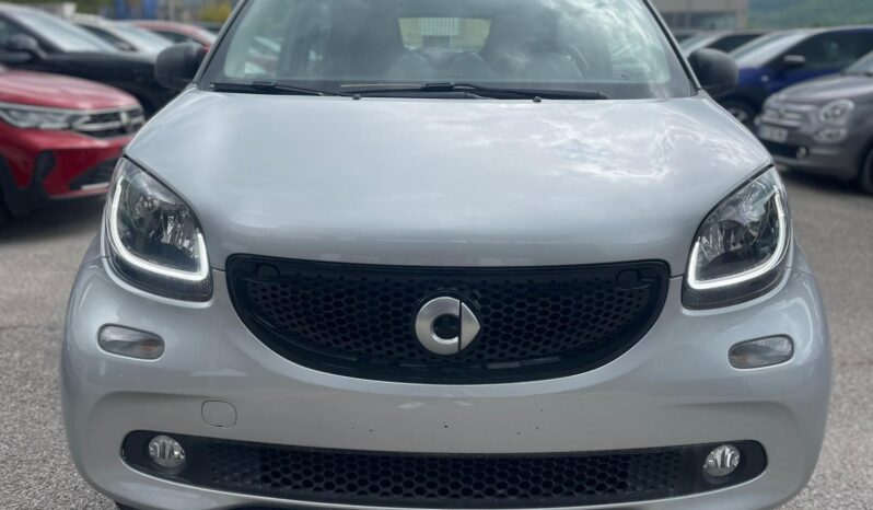 
								SMART FORFOUR 1.0 PASSION 70CV full									