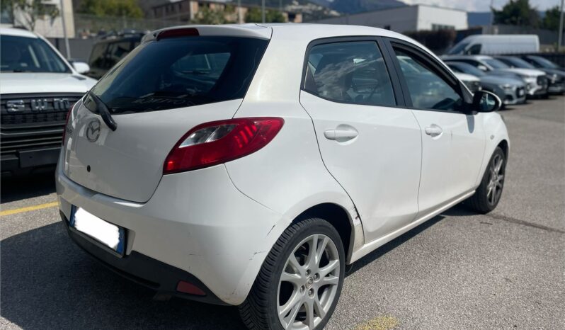 
								MAZDA 2 1.4 FUN 68CV full									