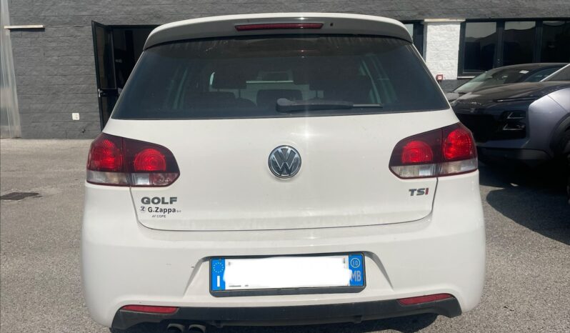 
								VOLKSWAGEN GOLF 1.4 HIGHLINE R-LINE DSG 120CV full									
