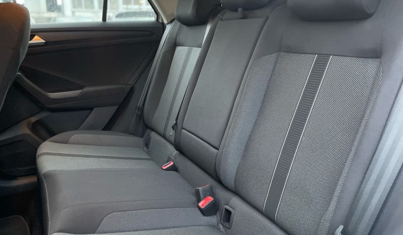 
								VOLKSWAGEN T-ROC 2.0 LIFE DSG 150CV full									
