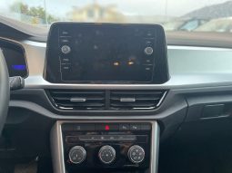 
										VOLKSWAGEN T-ROC 2.0 LIFE DSG 150CV full									