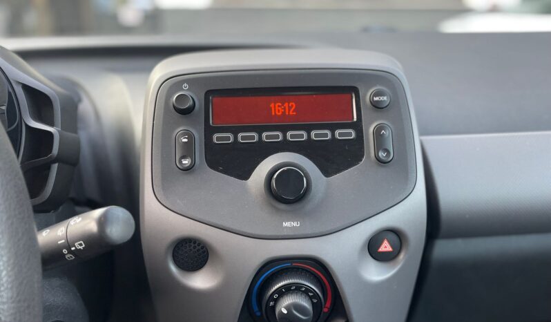 
								PEUGEOT 108 1.0 ACTIVE 72CV full									
