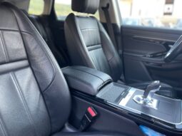 
										RANGE ROVER EVOQUE 2.0 MHEV R-DYNAMIC 150CV full									