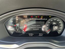 
										AUDI Q5 2.0 S-LINE BLACK LINE 204CV full									