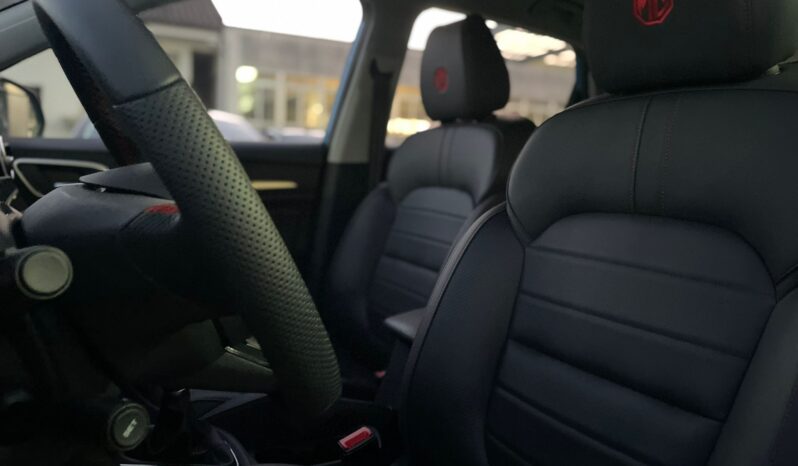 
								MG ZS 1.5 CLASSIC LUXURY 106CV full									