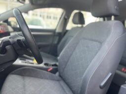 
										VOLKSWAGEN GOLF 1.0 ETSI LIFE DSG 110CV full									