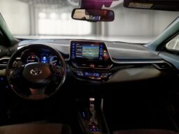 
										TOYOTA C-HR 1.8 BUSINESS E-CVT 98CV full									