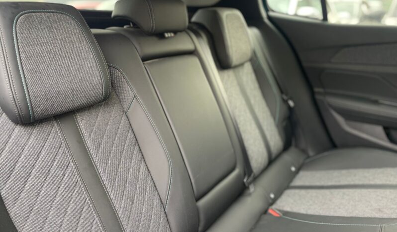 
								PEUGEOT 408 1.6 HYBRID ALLURE PACK 150CV full									