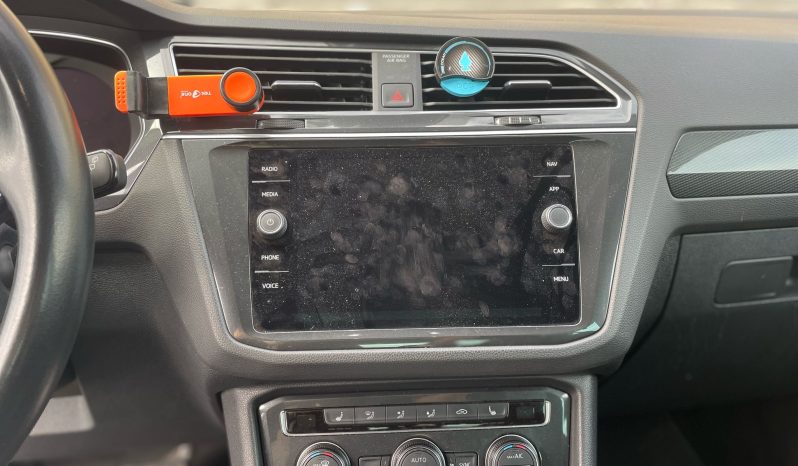 
								VOLKSWAGEN TIGUAN 2.0 R-LINE 150CV full									