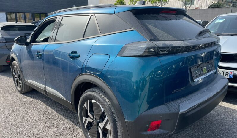 
								PEUGEOT 2008 1.2 PURETECH ALLURE 100CV full									