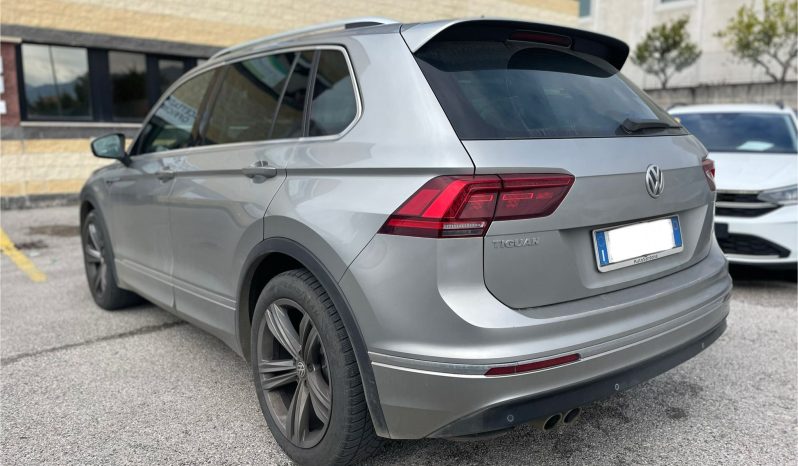 
								VOLKSWAGEN TIGUAN 2.0 R-LINE 150CV full									