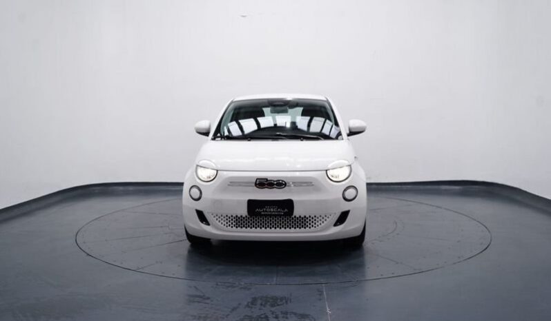 
								FIAT 500e ACTION TECH 59CV full									
