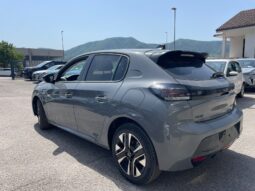 
										PEUGEOT 208 1.2 HYBRID E-DCS ALLURE 110CV full									