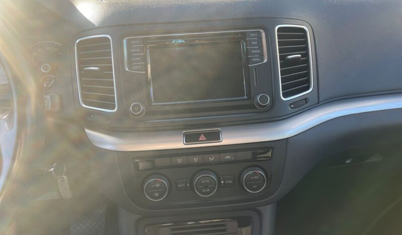 
								VOLKSWAGEN SHARAN 2.0TDI EXECUTIVE DSG 150CV full									