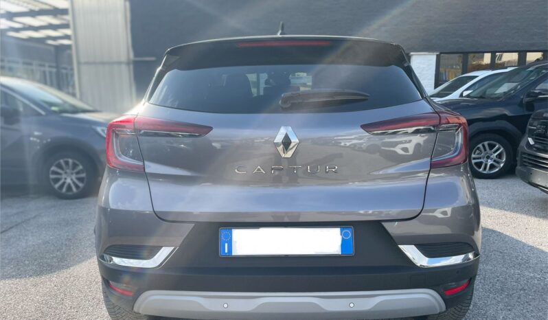 
								RENAULT CAPTUR 1.0TCE TECHNO 90CV full									