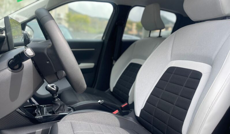 
								CITROEN C3 1.2 PURETECH MAX 100CV full									