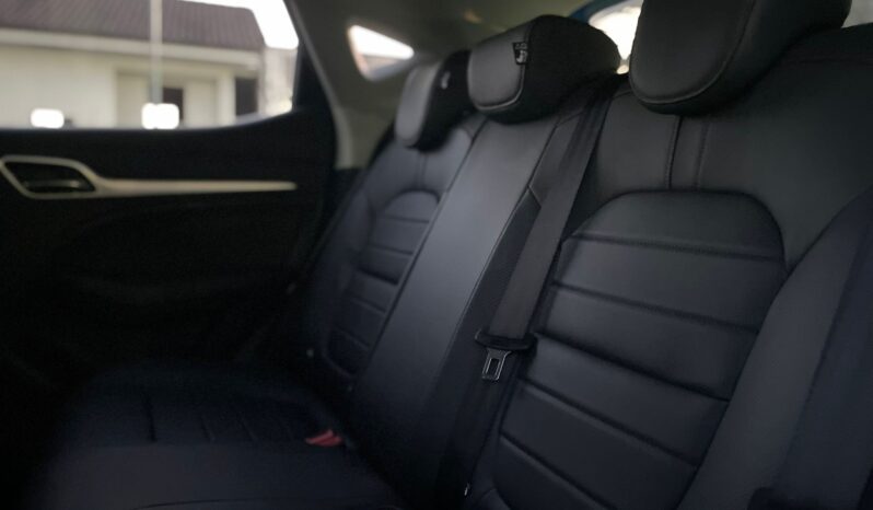 
								MG ZS 1.5 CLASSIC LUXURY 106CV full									