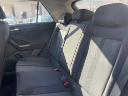 
										VOLKSWAGEN T-ROC 1.0 LIFE 110CV full									
