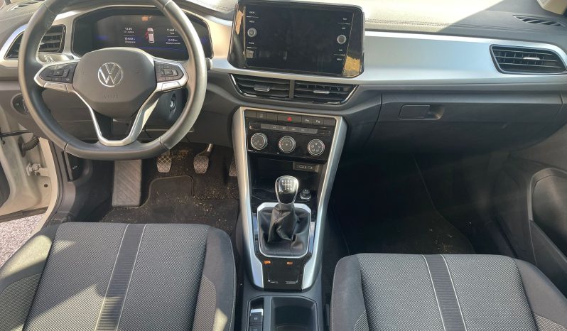 
								VOLKSWAGEN T-ROC 1.0 LIFE 110CV full									
