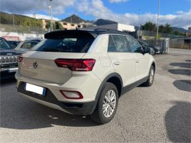 VOLKSWAGEN T-ROC 1.0 LIFE 110CV