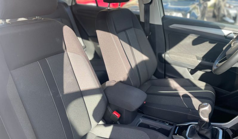 
								VOLKSWAGEN T-ROC 1.0 LIFE 110CV full									