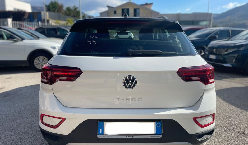 
								VOLKSWAGEN T-ROC 1.5 LIFE DSG 150CV full									