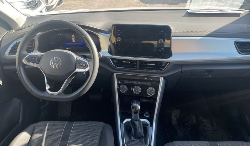 
								VOLKSWAGEN T-ROC 1.5 LIFE DSG 150CV full									