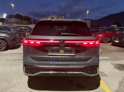 
										VOLKSWAGEN TIGUAN 2.0 DSG R-LINE PLUS 150CV full									