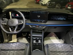 
										VOLKSWAGEN TIGUAN 2.0 DSG R-LINE PLUS 150CV full									