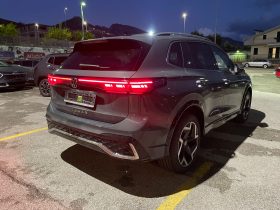 VOLKSWAGEN TIGUAN 2.0 DSG R-LINE PLUS 150CV